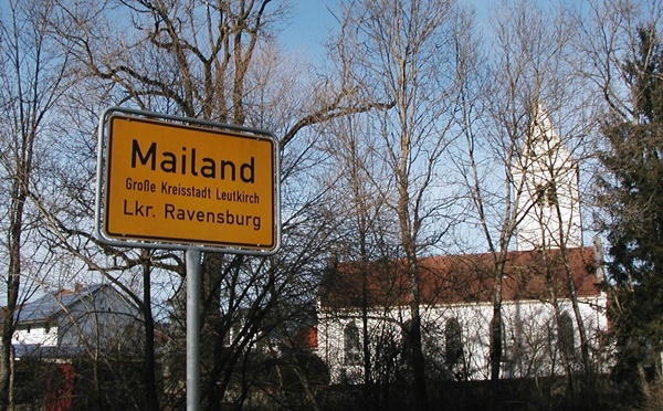 Ortschild Mailand